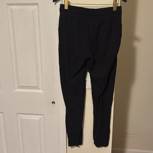 Lululemon joggers - Picture 6 of 8